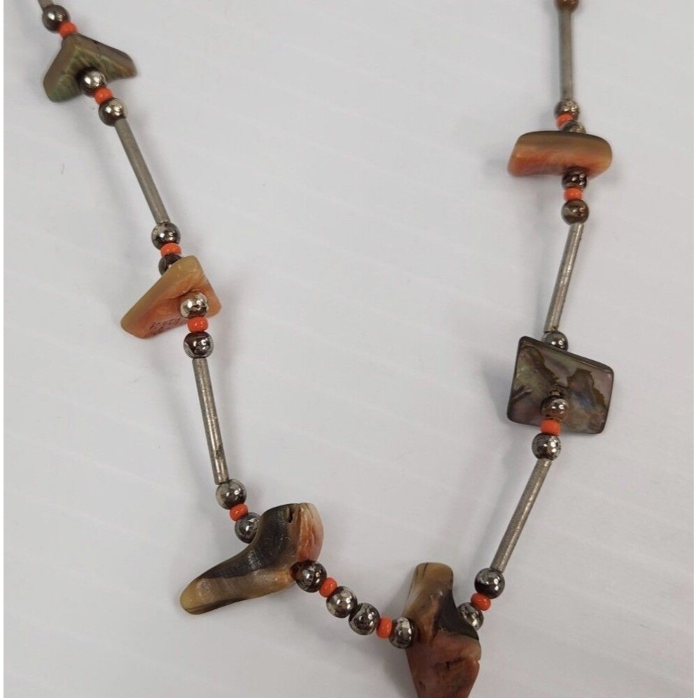 Vintage Southwest Style Shell Fetish Necklace Carved Abalone Silver Tone Coral